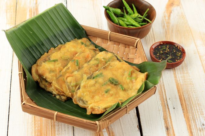 Tempe Mendoan, Thin Sliced Tempeh Coating with Yellow Flour