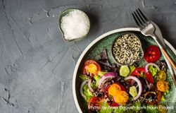 Top view of fresh organic vegetable salad with space for text 5zrr8Q