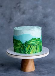 Cake decorated with buttercream tea estates