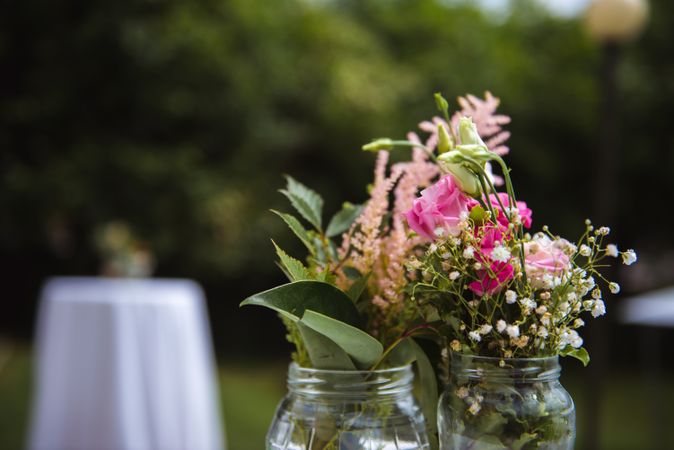 Composition of flowers in cans