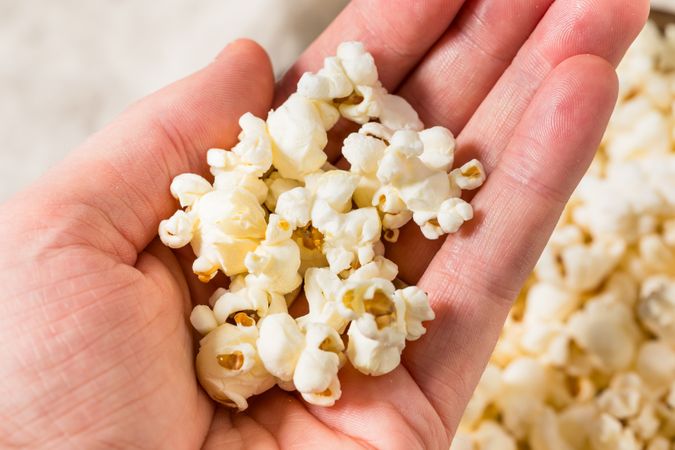 Homemade Healthy Butter Popcorn