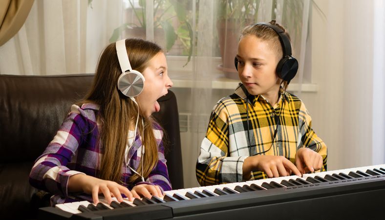 Sibling Piano Lesson Fun