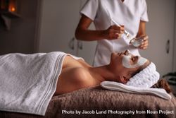 Woman having spa procedure on her face 5qkV3p