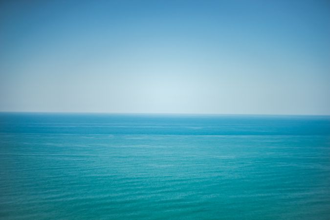 Blue picture with sky and sea same color