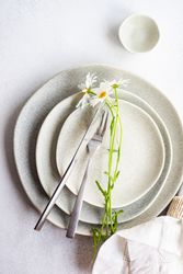Daisy flowers on a summer table setting