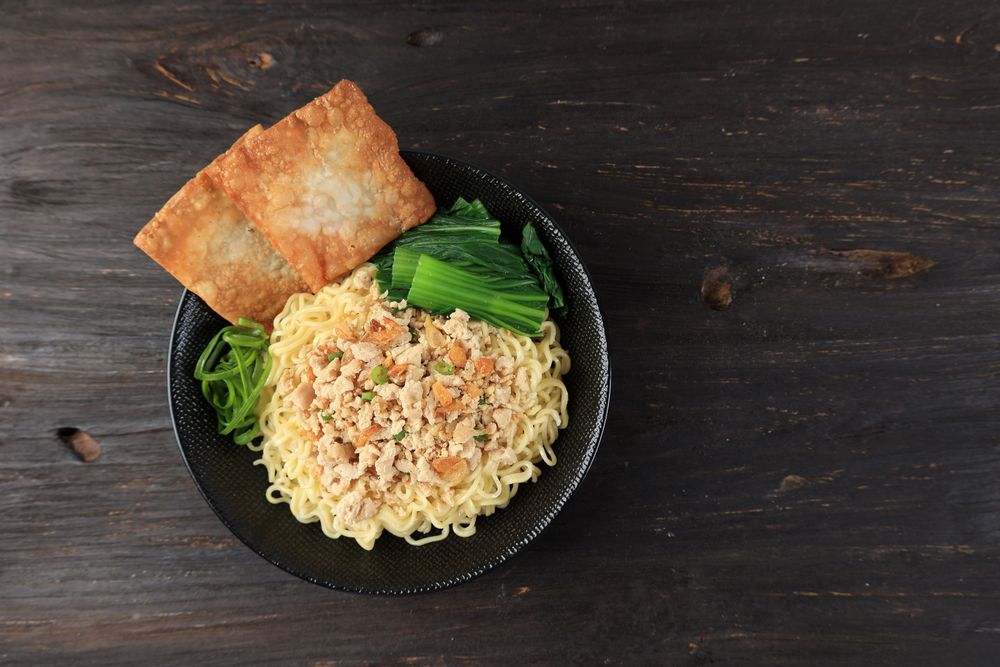 Cwie Mie Malang, Authentic Malang Mie Ayam Noodle Street Food.