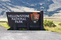 Yellowstone National Park sign