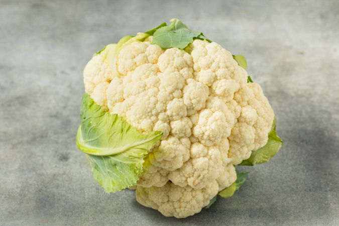 Organic Raw White Cauliflower Head