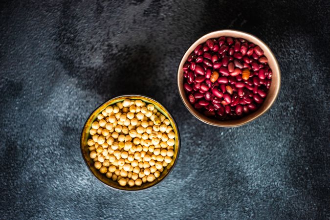 Top view of two bowls of dried beans