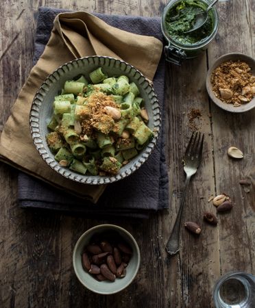 Pasta paccheri with kale pesto and nuts