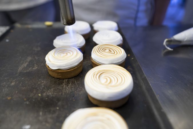 Process of baking meringue cookies