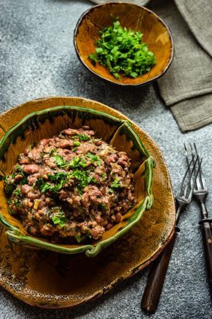 Traditional Georgian dish lobio in green bowl
