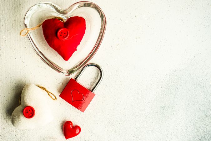 Heart shaped dish with red padlock