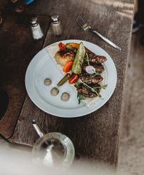 arabic kebab plate with vegetables