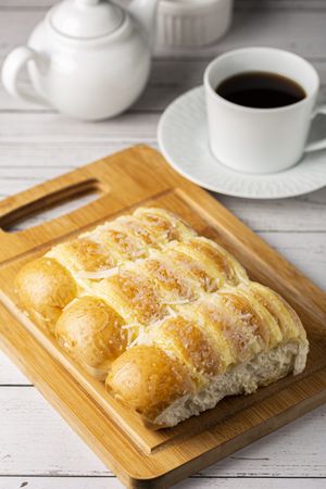 Sweet bread with cream and coconut.