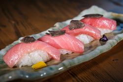 Nigiri sushi with tuna and truffles