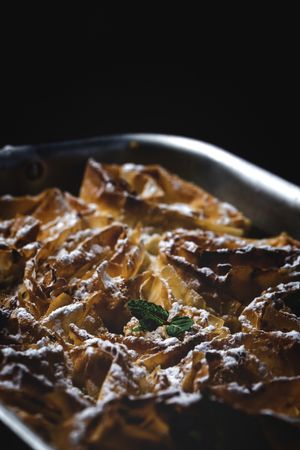 Filo dough cake with flower shape