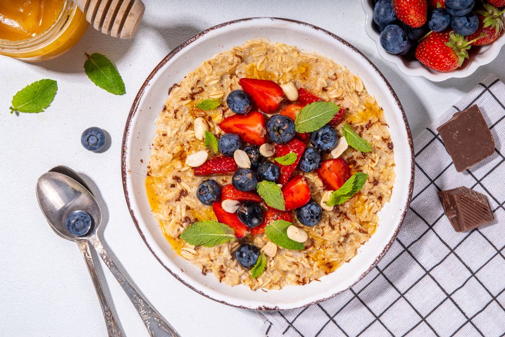 Summer breakfast oatmeal with berry