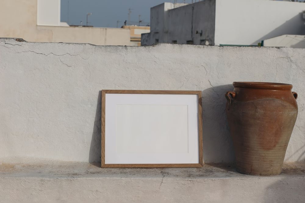 Blank horizontal wooden frame picture mock up