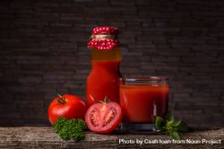 Still life of tomatoes and juice 4jVVp9