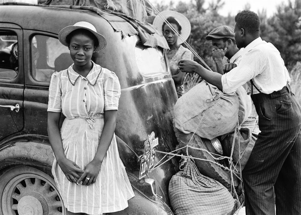 Group of Florida migrants going to Cranberry, New Jersey, to pick potatoes, near Shawboro, NC