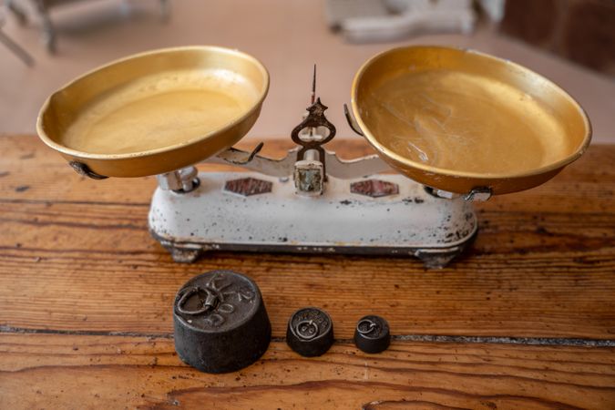 Weights and weighing scales on a bakery table