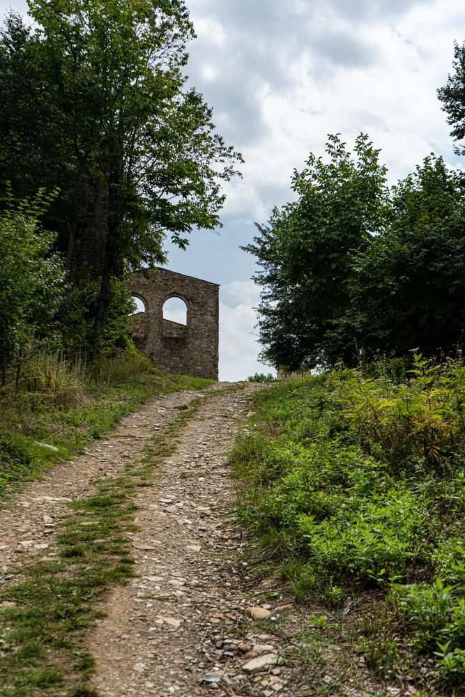 Ruins of Kvetera fortress city in the Georgian Caucasus mountains