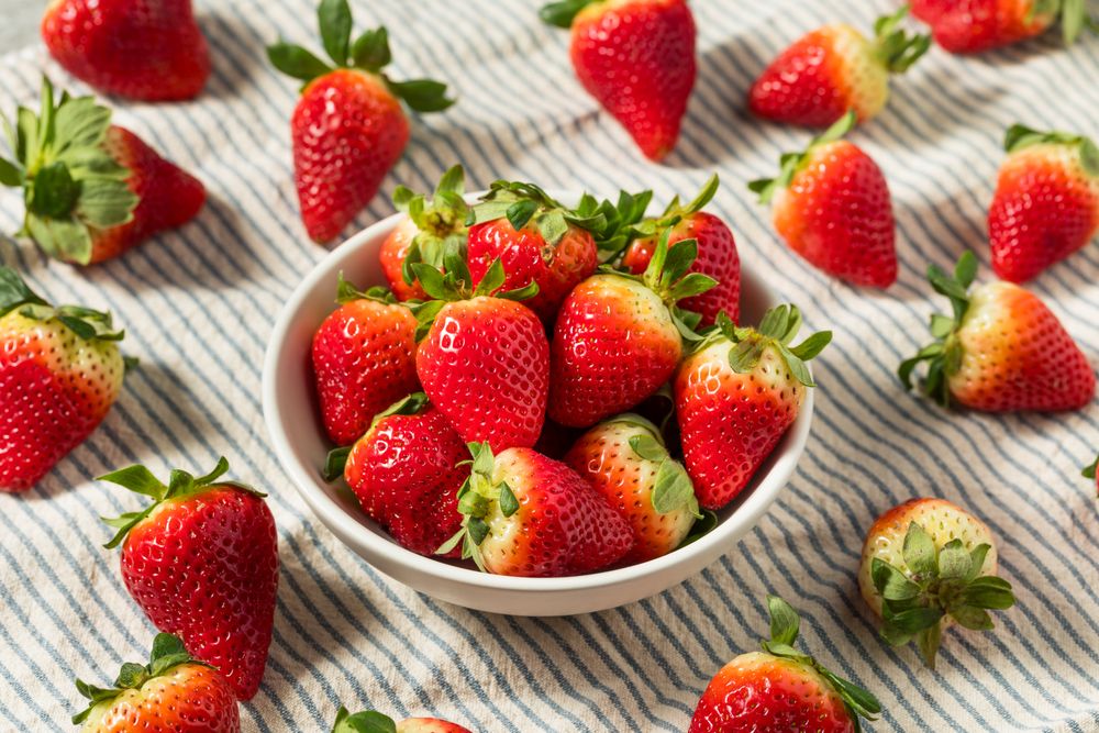 Organic Raw Red Strawberries