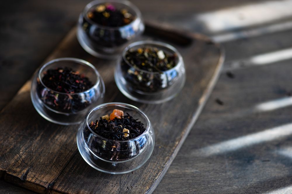 Tea varieties on wooden board