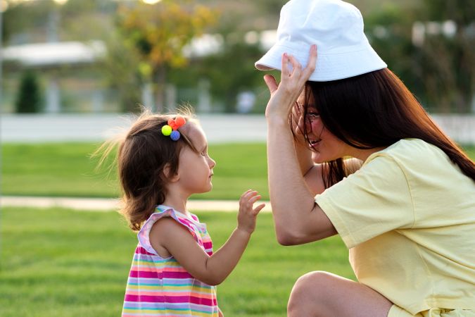 Toddler girl and mother