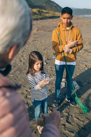 Volunteers preparing to clean the beach