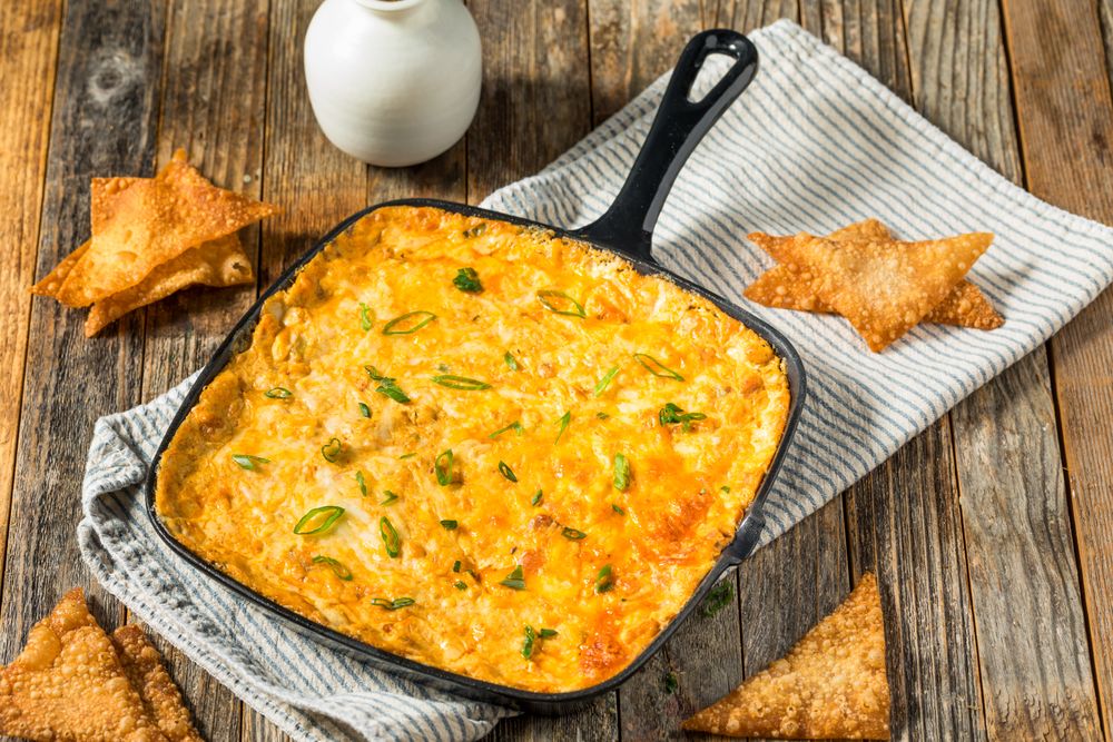 Warm Cheesy Crab Rangoon Appetizer Dip