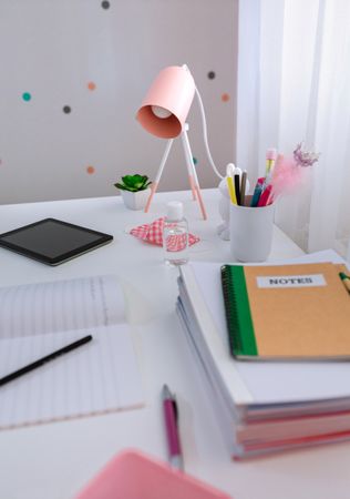 desk in girl's bedroom