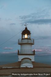 Lighthouse at sunset 42PXq0