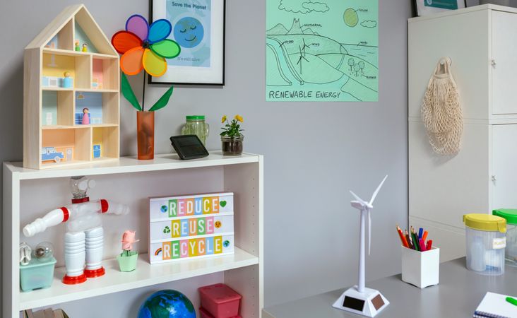 Empty environmental classroom ready for ecology class lesson