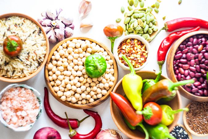 Bowls of dried beans and peppers for chilli