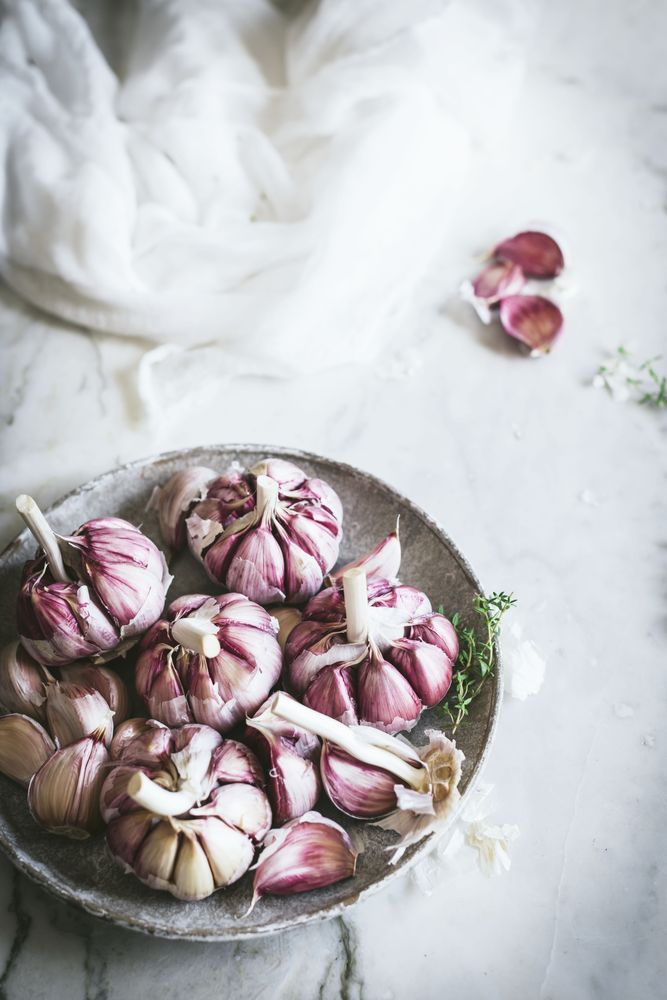 Close-up of a plate of garlic