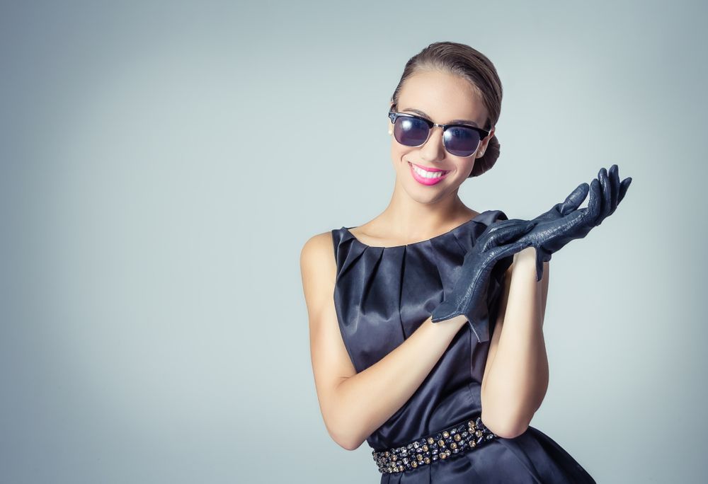 Vintage fashion model with sunglasses