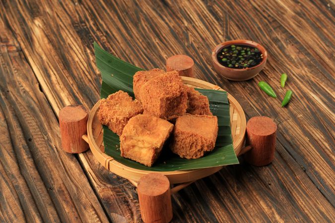 Serving of deep fried tofu with dip