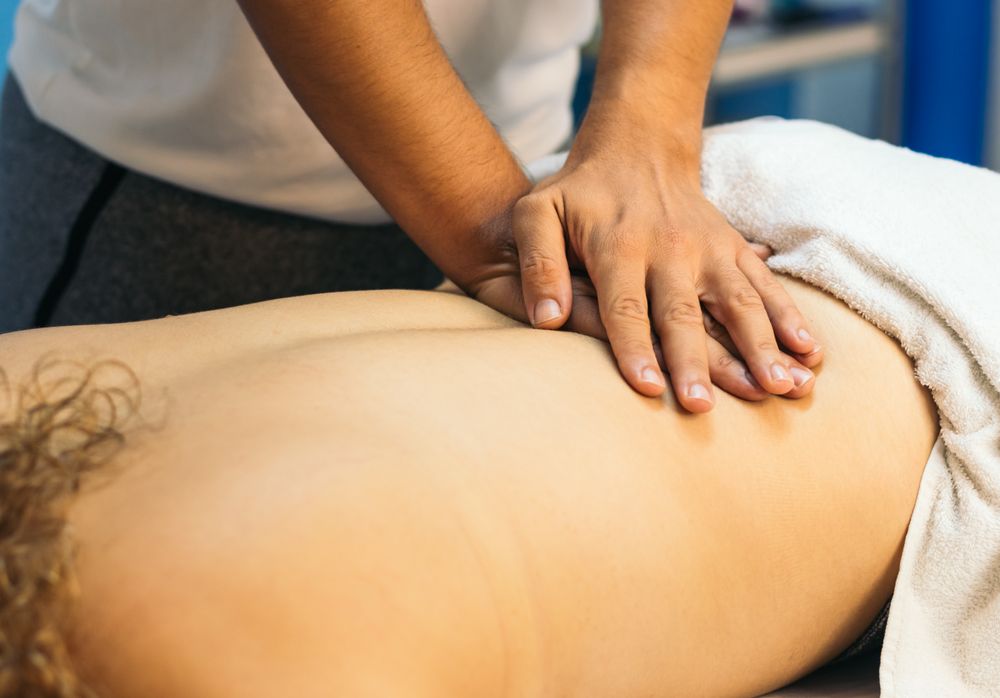 Physiotherapy Clinic: Back Recovery Massage