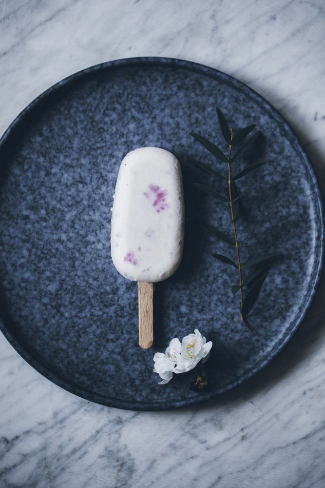 Creamy raspberry popsicle