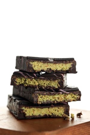 Dubai Chocolate, Dark Chocolate FIlled with Pistachio Paste and Kunefe