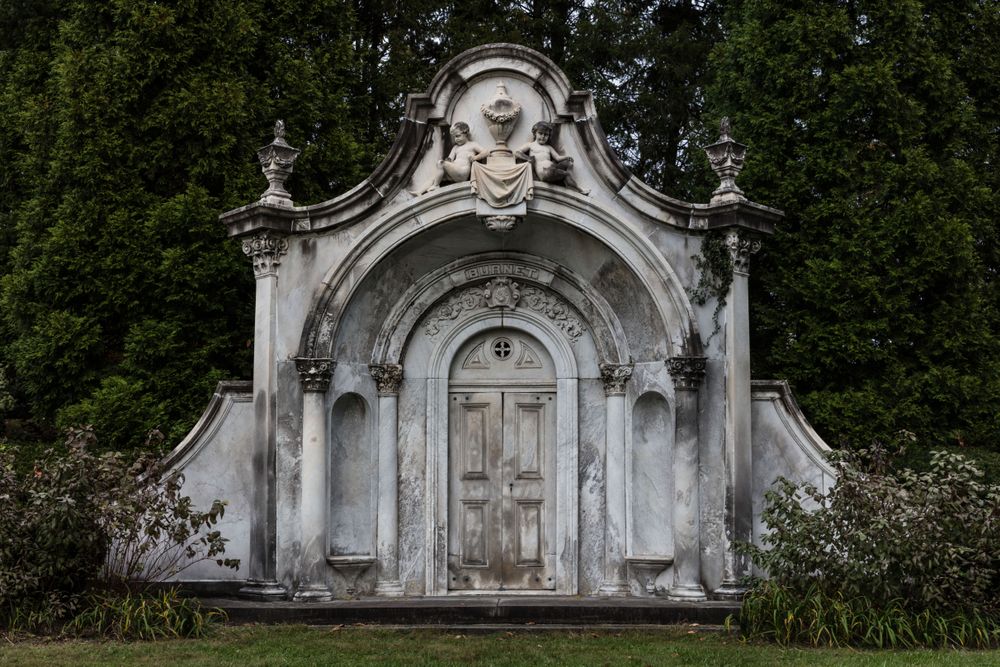Grave at Spring Grove Cemetery and Arboretum in Cincinnati, Ohio