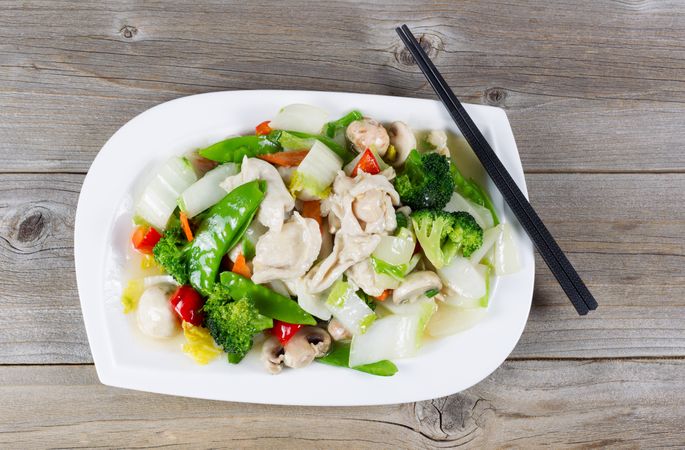 Stir fry chicken and mixed vegetables ready to eat