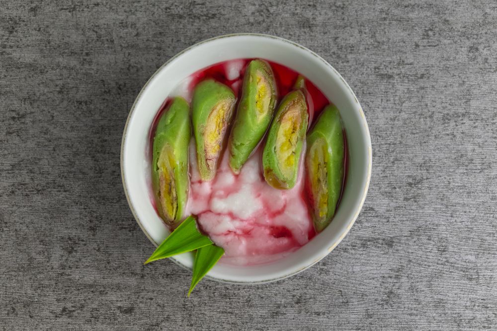 pisang ijo Indonesian dessert