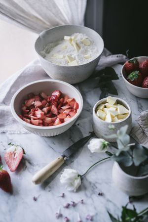 Ingredients for strawberry pastry
