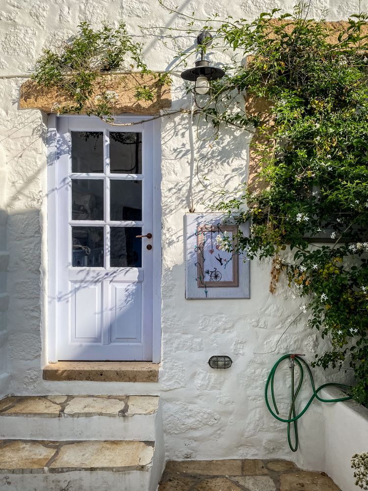 Patmian door with painted fuse box