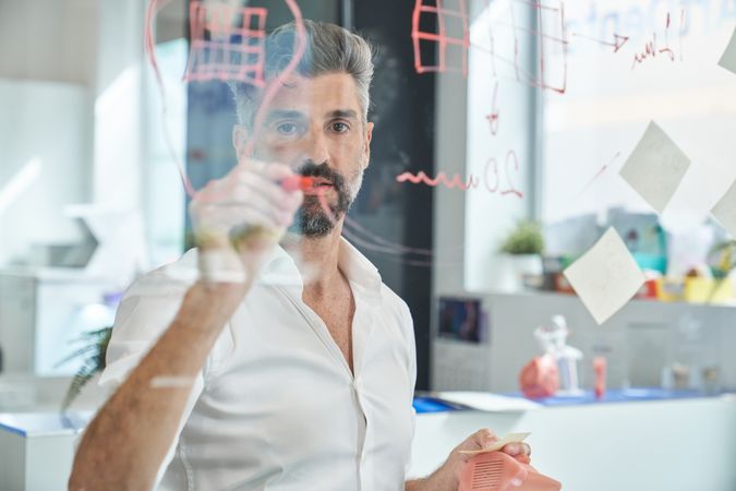 Focused man working in laboratory