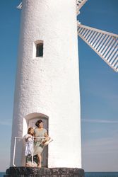 Lighthouse moment with mother and daughter