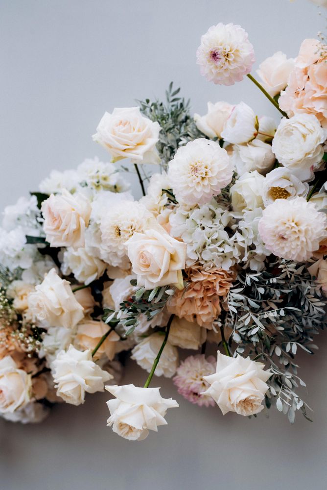 Pink roses bouquet